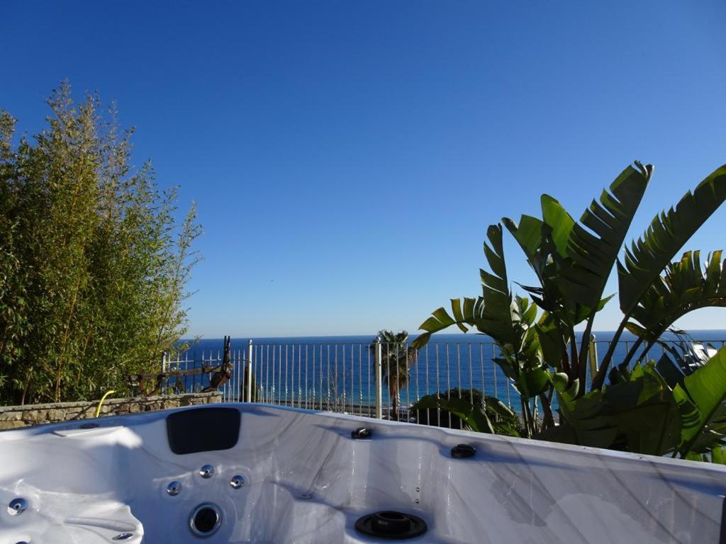 Villetta Sole Mare Santo Stefano al Mare Eksteriør bilde