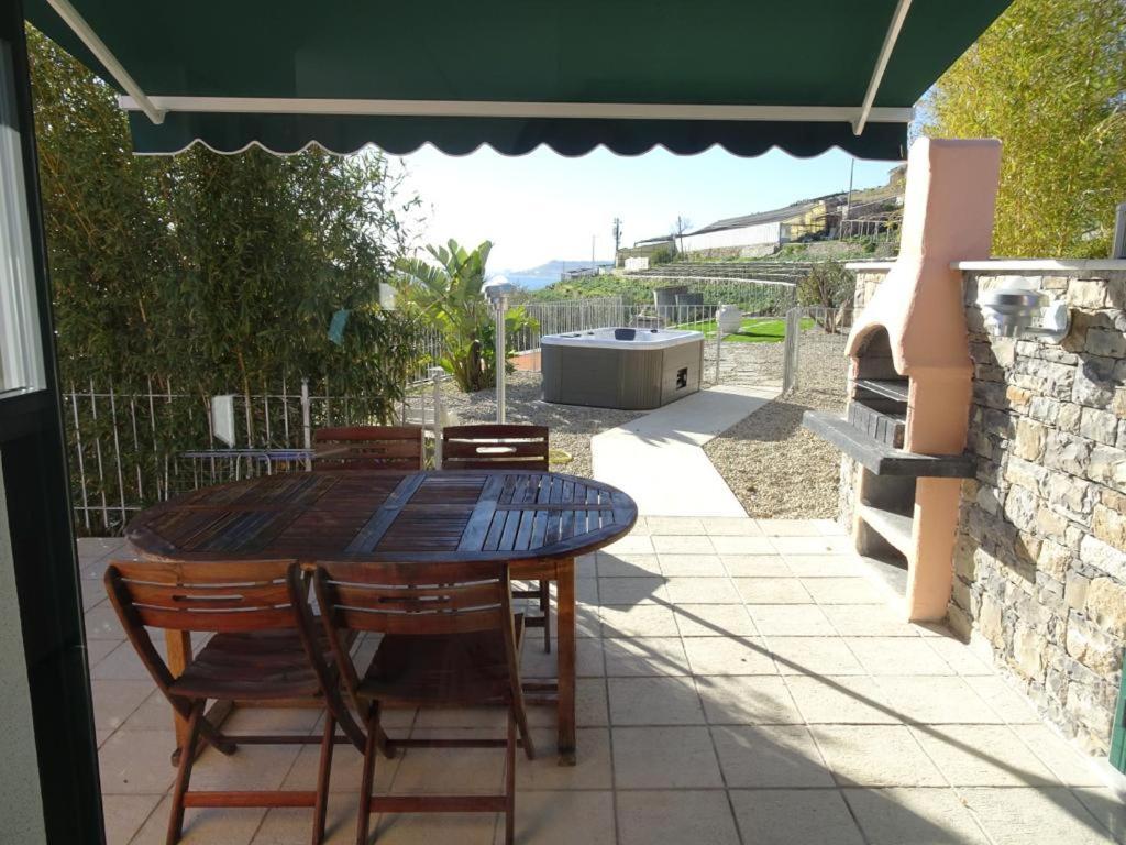 Villetta Sole Mare Santo Stefano al Mare Eksteriør bilde